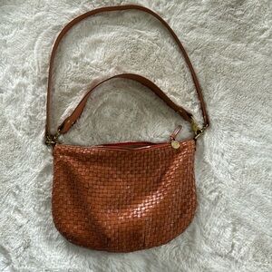 Clare V Moyen Messenger Natural Woven Checker